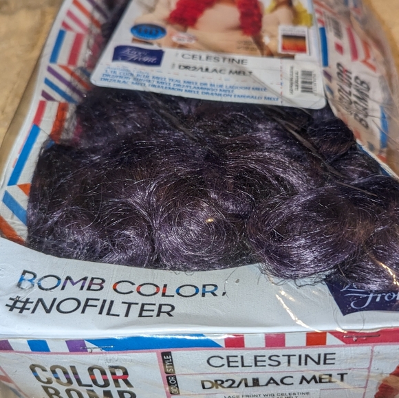 Womens Lace Front Wig - Picture 5 of 7